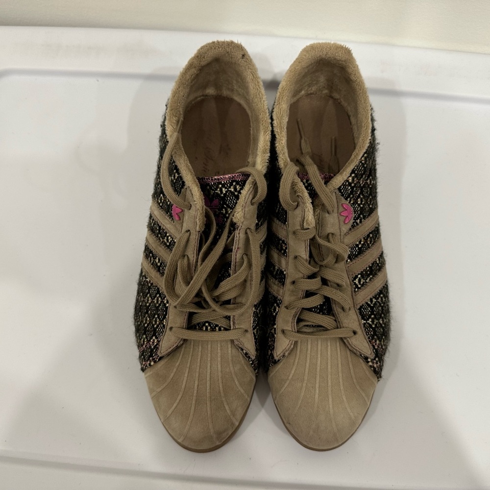 Adidas ladies sneakers
